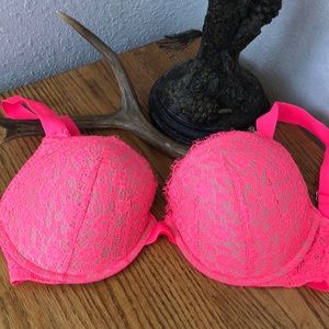 Victoria secret bra 36 did